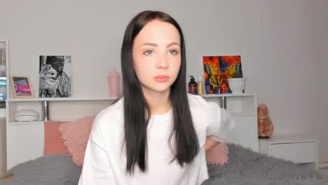 Hello dear my name Elisa online show from 10, 5, 2026