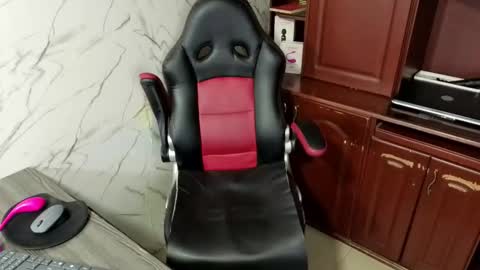 Snapshot of missescarleth chatting on 31, 10, 2025 Escarlet online show from 31, 10, 2025