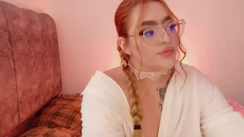 Snapshot of missevans_ chatting on 9, 6, 2026 missevans_ online show from 9, 6, 2026