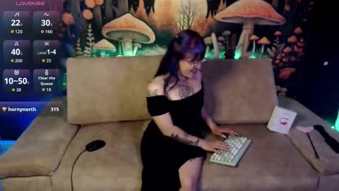 Snapshot of missfungi chatting on 18, 9, 2025 Luna online show from 18, 9, 2025