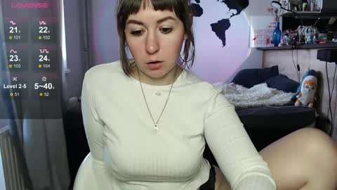 Snapshot of missgenevaonceagain chatting on 25, 5, 2026 G online show from 25, 5, 2026