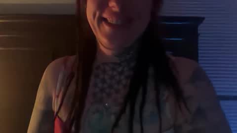 misshoneybadger333 online show from 13, 2, 2026