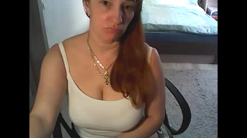 Snapshot of missie_lorrie chatting on 20, 2, 2025 Missie Lorrie online show from 20, 2, 2025