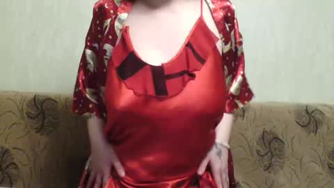 missis mona online show from 4, 4, 2026