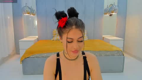 misskaayaa online show from 19, 5, 2026