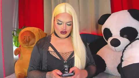 kassandra lazcano online show from 12, 3, 2026