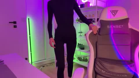 misslalii online show from 7, 11, 2025