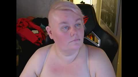 misslj90 online show from 10, 5, 2026