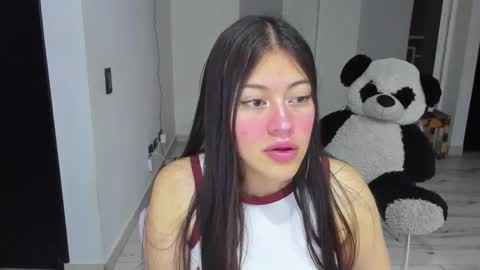 Snapshot of missloren333 chatting on 5, 11, 2025 missloren333 online show from 5, 11, 2025