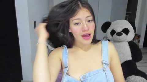 Snapshot of missloren333 chatting on 6, 11, 2025 missloren333 online show from 6, 11, 2025