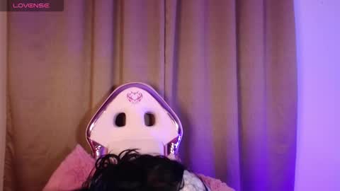 missmariana_ online show from 17, 12, 2025