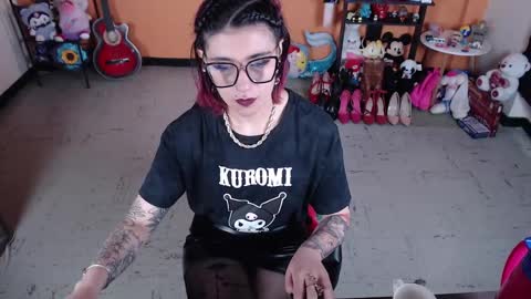 Miss Mia online show from 22, 1, 2025