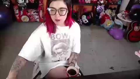 Miss Mia online show from 9, 9, 2025