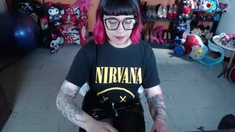 Miss Mia online show from 27, 10, 2025