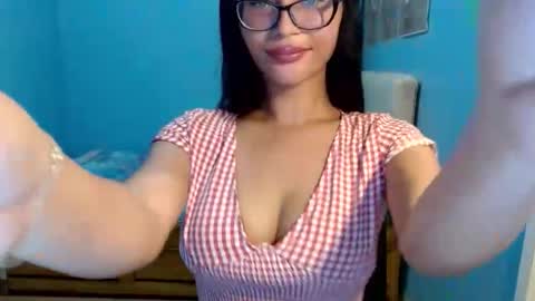 missminervaa online show from 20, 5, 2026