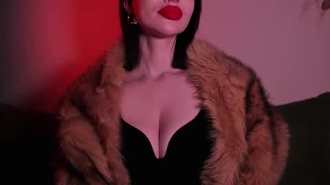 Snapshot of missmirandagd chatting on 29, 10, 2025 online show from 29, 10, 2025