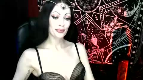 Snapshot of missmoondoll chatting on 19, 2, 2025 MissMoonDoll online show from 19, 2, 2025