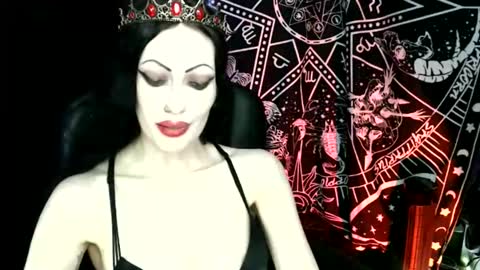 MissMoonDoll online show from 20, 5, 2026