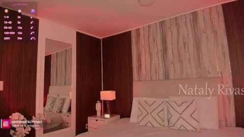 Snapshot of missnataly_ chatting on 10, 11, 2025 Nataly Rivas online show from 10, 11, 2025