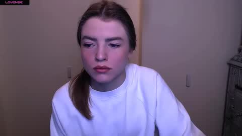 Snapshot of missoliviaa_ chatting on 23, 2, 2025 Olivia online show from 23, 2, 2025