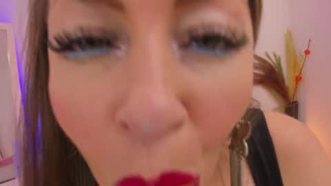 Snapshot of missonix chatting on 30, 11, 2025 ONIX online show from 30, 11, 2025