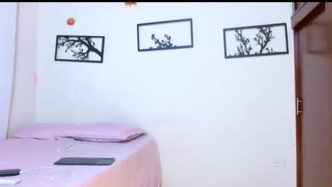 Tell me Pandora online show from 13, 2, 2025