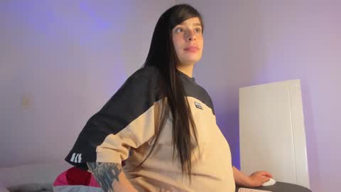 misspaulag online show from 13, 1, 2025