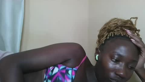 Snapshot of missprettygal chatting on 12, 3, 2025 pretty gal online show from 12, 3, 2025