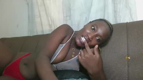 Snapshot of missprettygal chatting on 29, 9, 2025 pretty gal online show from 29, 9, 2025