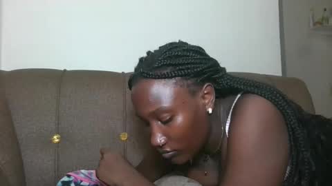 Snapshot of missprettygal chatting on 28, 10, 2025 pretty gal online show from 28, 10, 2025