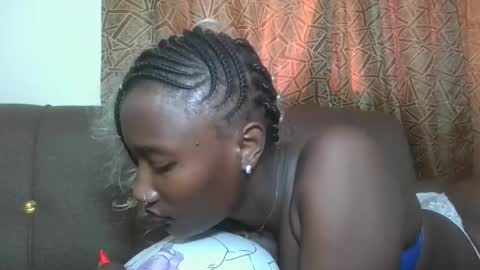 Snapshot of missprettygal chatting on 21, 11, 2025 pretty gal online show from 21, 11, 2025