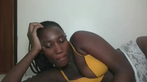 Snapshot of missprettygal chatting on 16, 12, 2025 pretty gal online show from 16, 12, 2025