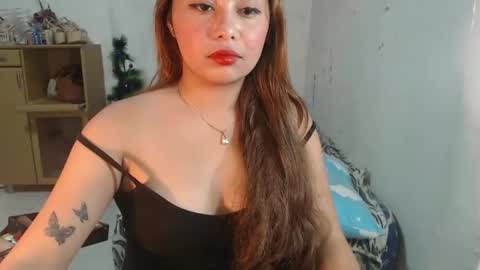 Snapshot of missrheameasexy chatting on 22, 1, 2025 missRHEA online show from 22, 1, 2025