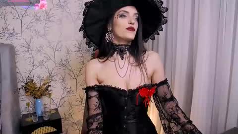 Snapshot of missrosse_ chatting on 31, 10, 2025 Emily online show from 31, 10, 2025