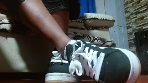 Snapshot of misssam28 chatting on 27, 11, 2025 TELL ME MISS online show from 27, 11, 2025