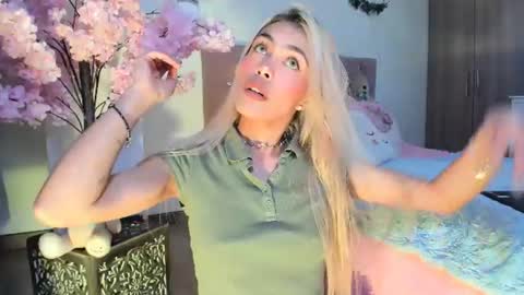 ... Independent model online show from 26, 6, 2026