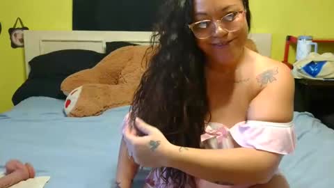 Snapshot of misssuckalot chatting on 14, 1, 2026 Misssuckalot 3 online show from 14, 1, 2026