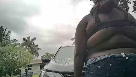 Misstrezzkristina online show from 20, 2, 2025