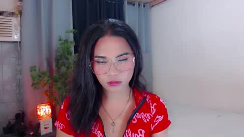 misstrishontop online show from 8, 1, 2025