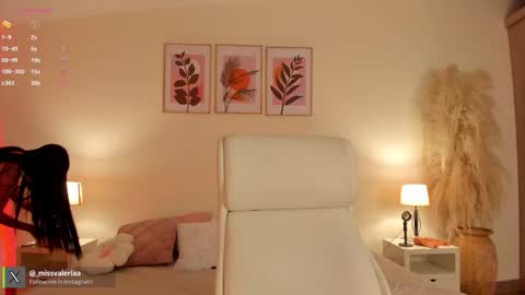 Valeria Davila online show from 17, 3, 2026