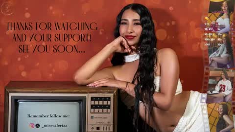 Valeria Davila online show from 15, 4, 2026