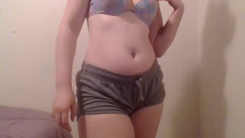 Snapshot of missylove2323 chatting on 8, 3, 2025 MissyLove2323 online show from 8, 3, 2025