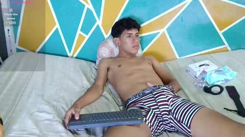 Snapshot of mister_jhonxxx chatting on 13, 2, 2025 mister_jhonxxx online show from 13, 2, 2025