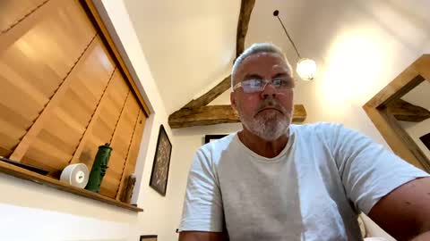 Misterblivs online show from 7, 7, 2026