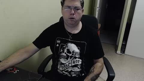 Snapshot of mistercoeur1 chatting on 4, 12, 2024 mistercoeur online show from 4, 12, 2024