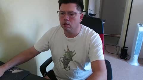 Snapshot of mistercoeur1 chatting on 17, 9, 2025 mistercoeur online show from 17, 9, 2025