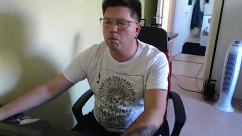 Snapshot of mistercoeur1 chatting on 18, 9, 2025 mistercoeur online show from 18, 9, 2025