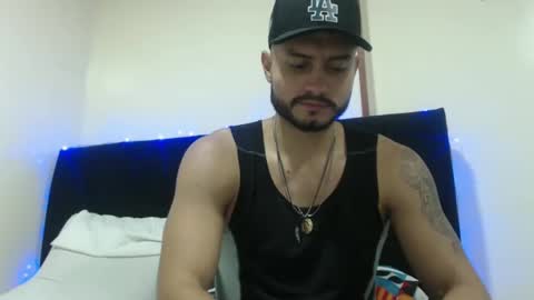 mistersam33 online show from 1, 12, 2024