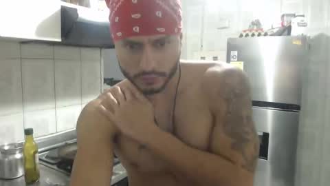 mistersam33 online show from 13, 2, 2025