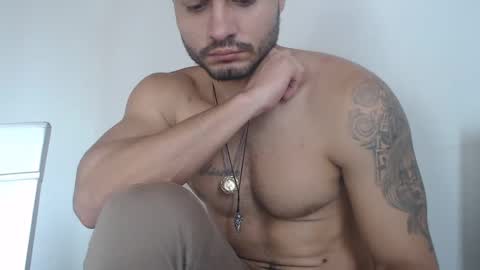 mistersam33 online show from 24, 2, 2025